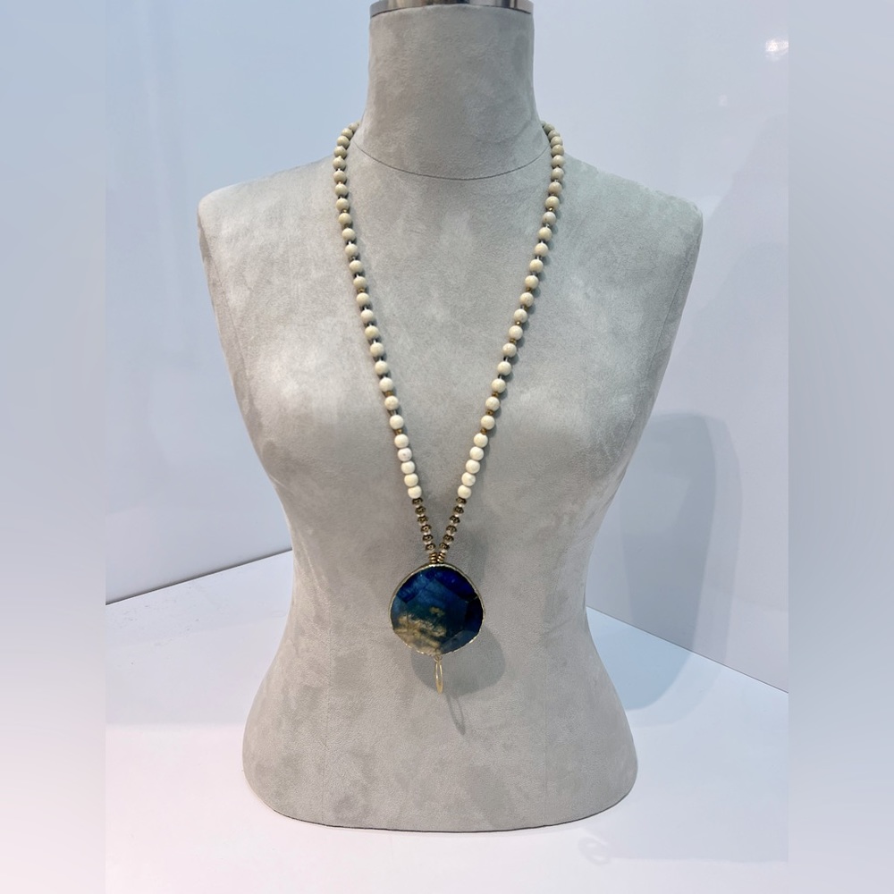 Fab’rik Necklace